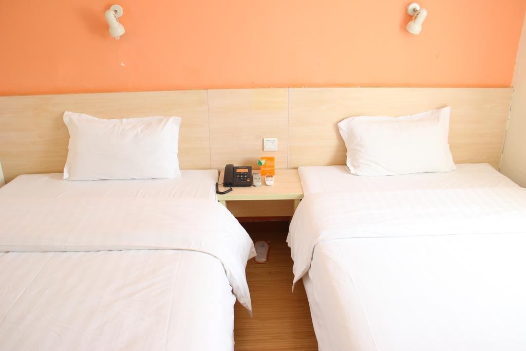 7Days Inn Guangzhou Gangding Longkou XI Road 広州 エクステリア 写真