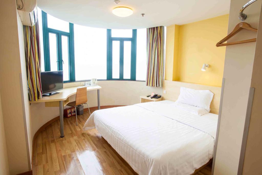 7Days Inn Guangzhou Gangding Longkou XI Road 広州 部屋 写真