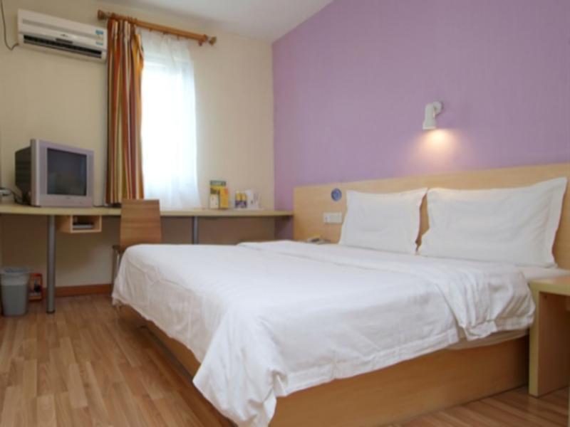 7Days Inn Guangzhou Gangding Longkou XI Road 広州 エクステリア 写真